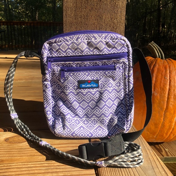 kavu zippit crossbody bag